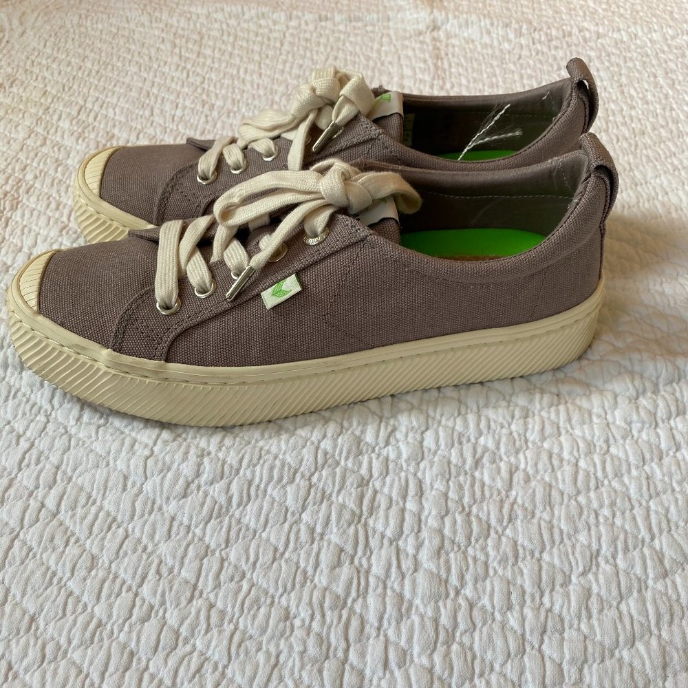 Cariuma canvas shoes